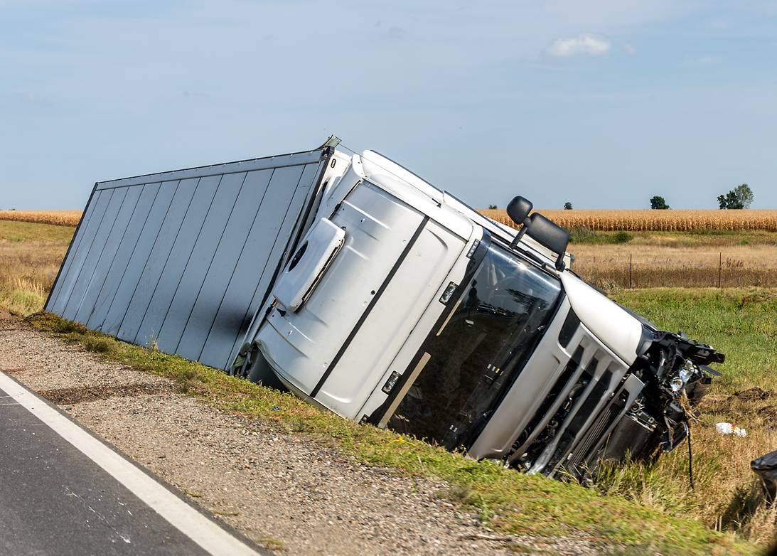 A truck on the side of the road

AI-generated content may be incorrect.